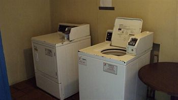 גפני Econo Lodge מראה חיצוני תמונה